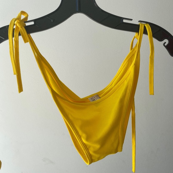 BIKINI BOTTOM - Picture 1 of 3